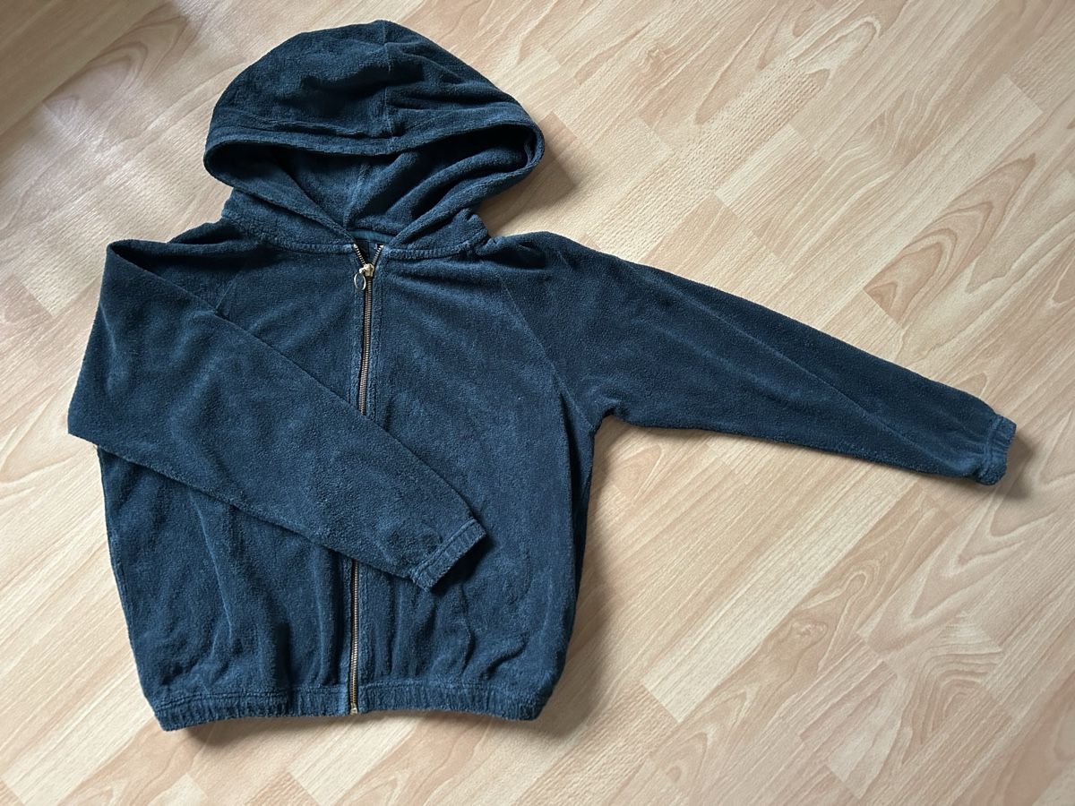 Jacken: Revolution Kapuzenjacke Gr.S – Gebraucht aus Winterthur von Betty2018