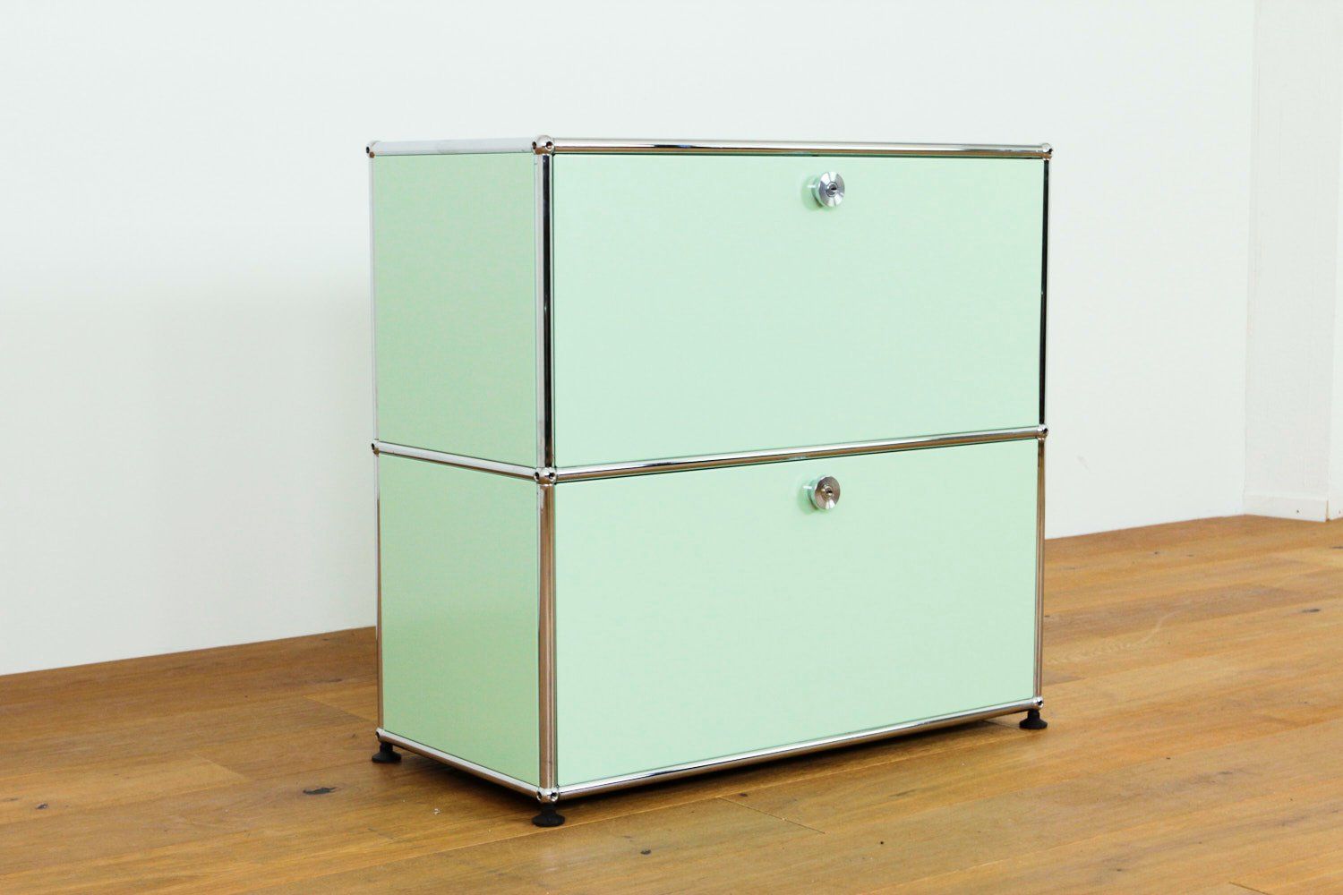 USM Scaffali: USM Haller Regal // UPCYCLED // NEUE FARBEN – Nuovo (secondo la descrizione) da Affoltern am Albis venduto da StudioStandard 3