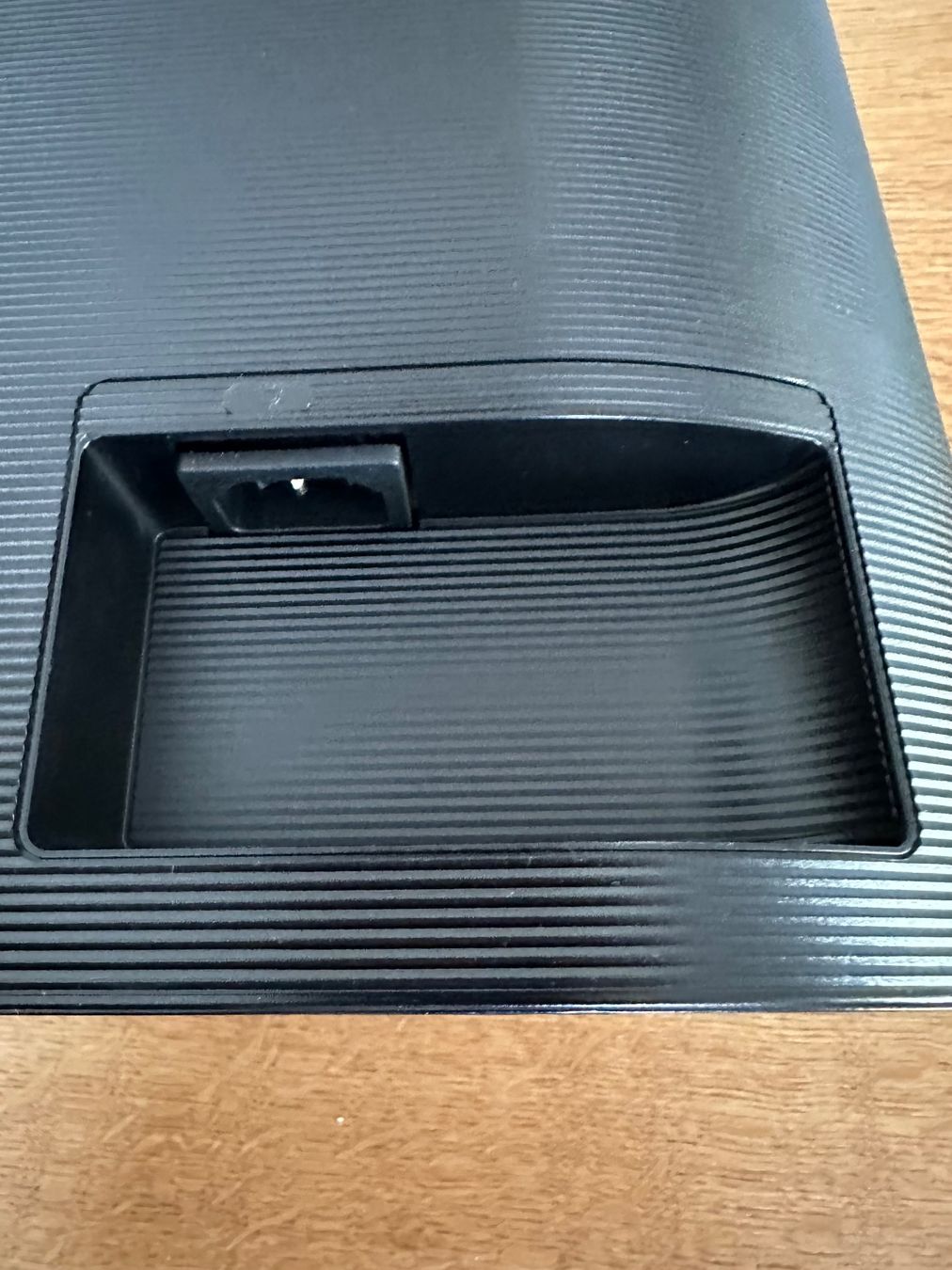 Samsung Monitore: Bildschirm Samsung – Gebraucht aus Luzern von Leumatt2015 4