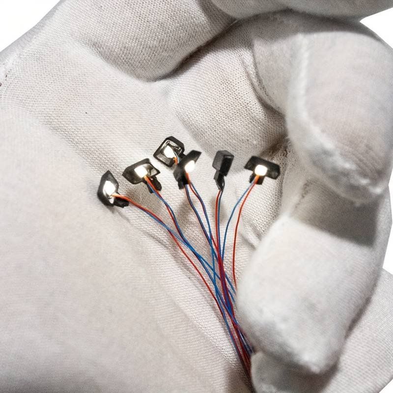 Modellini di ferrovie: LED Deko-Strahler kaltweiss – Nuovo (secondo la descrizione) da Luzern venduto da Salefactory 3