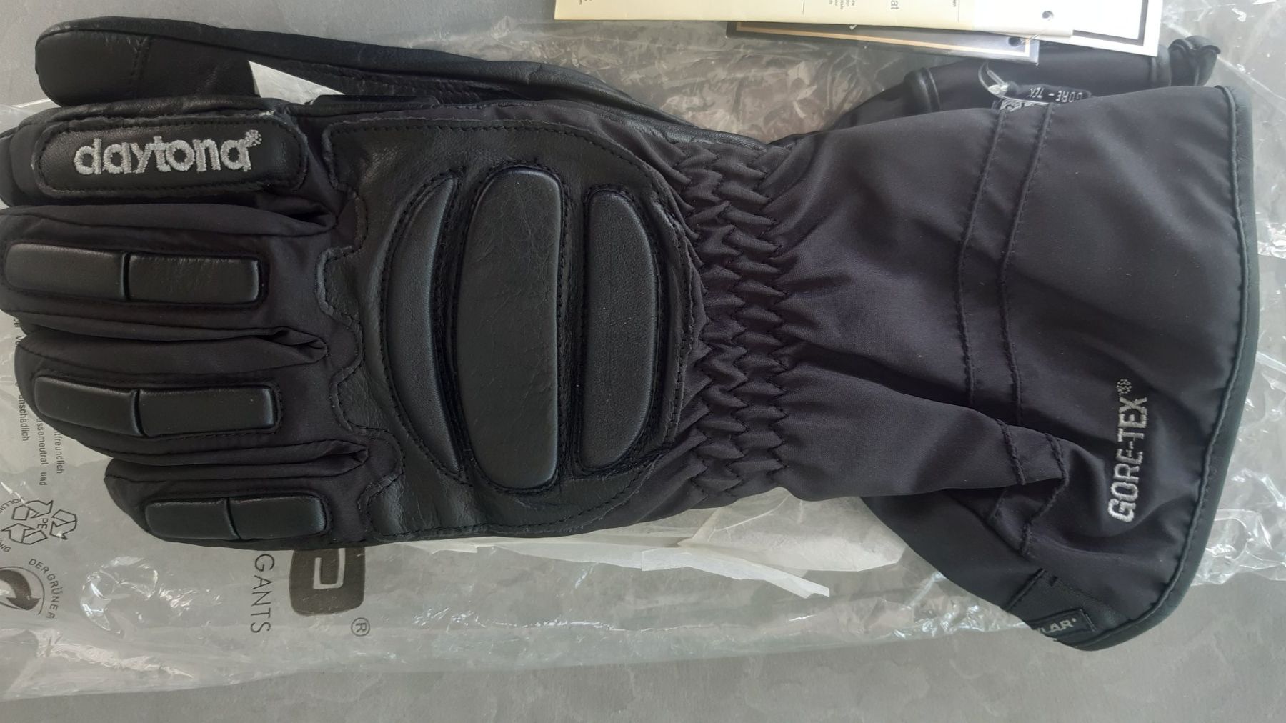 Altri accessori da uomo: NEU/ Daytona/ S /Herren/66% – Nuovo e nell'imballaggio originale da Adlikon b.Regensdf venduto da attila63