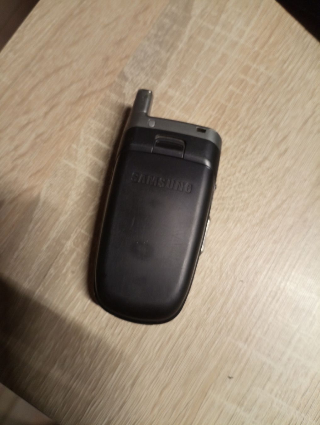 Telefoni cellulari / Smartphones: Samsung SGH-x680 – Usato da Vullierens venduto da Saway 2