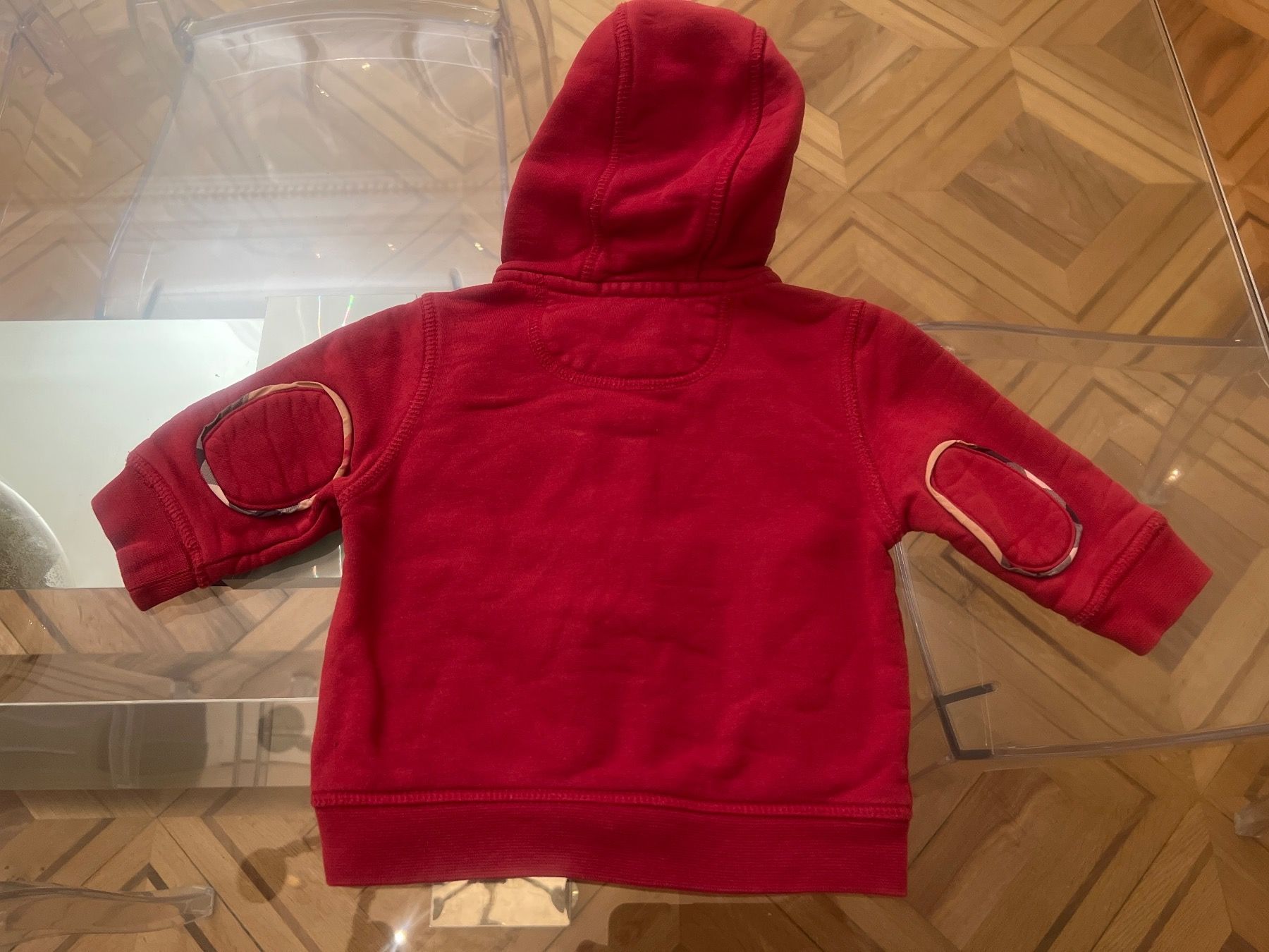 Burberry Giacche & Cappotti: Sweat Burberry rouge taille 9 mois – Nuovo (secondo la descrizione) da Lausanne venduto da Flo1006 4