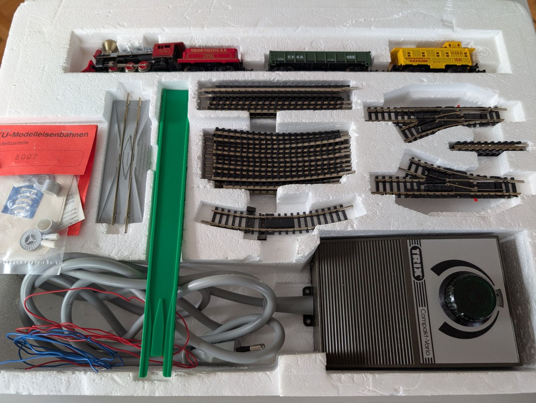 Trix Modelleisenbahnen: Minitrix Western Bahn – Gebraucht aus Meierskappel von Bright2 1