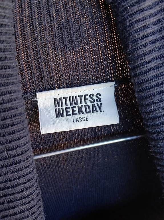 Maglioni & Felpe: WEEKDAY black Rollneck - MTWFSS Edition – Usato da Ochlenberg venduto da Pbw_ardrobe 1
