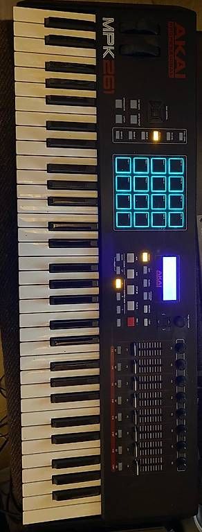 Akai Strumenti musicali: Akai MPK 261 – Usato da seleute venduto da christeln 4