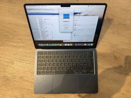 MacBook Air M2