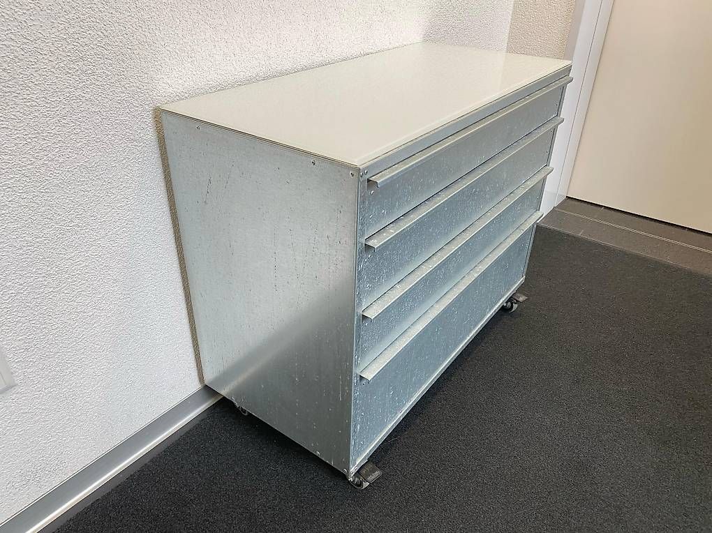 Cassettiere: Schubladenmöbel – Usato da Aarau venduto da yan_h2cs 1
