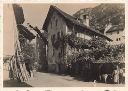 Giornico TI Angolo pittoresco nel villaggio G