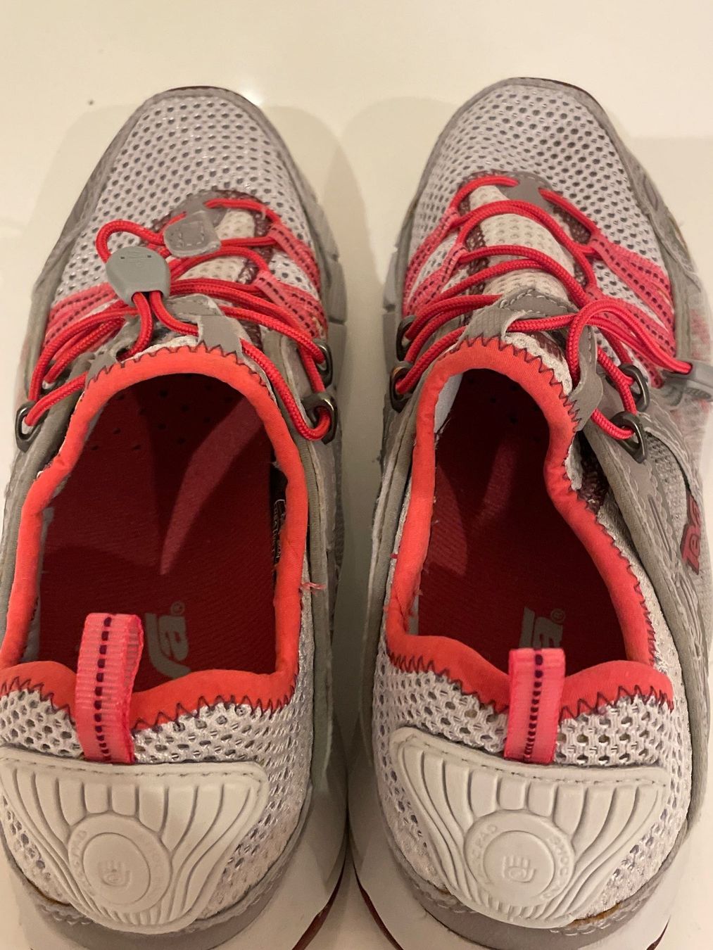 Teva Scarpe da donna: TEVA Sneaker / Funktionsschuhe Gr. 39 – Usato da Frasnacht venduto da GracyStore 3