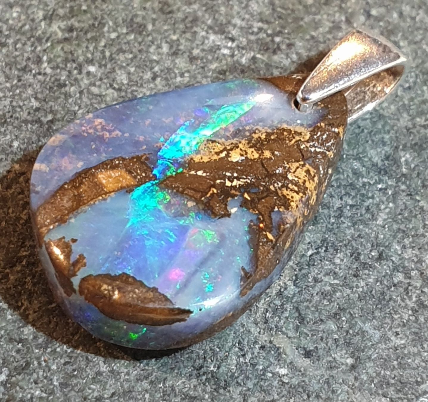 Ciondoli: Anhänger Boulder Opal. – Nuovo (secondo la descrizione) da Niederbüren venduto da Raphael014 9
