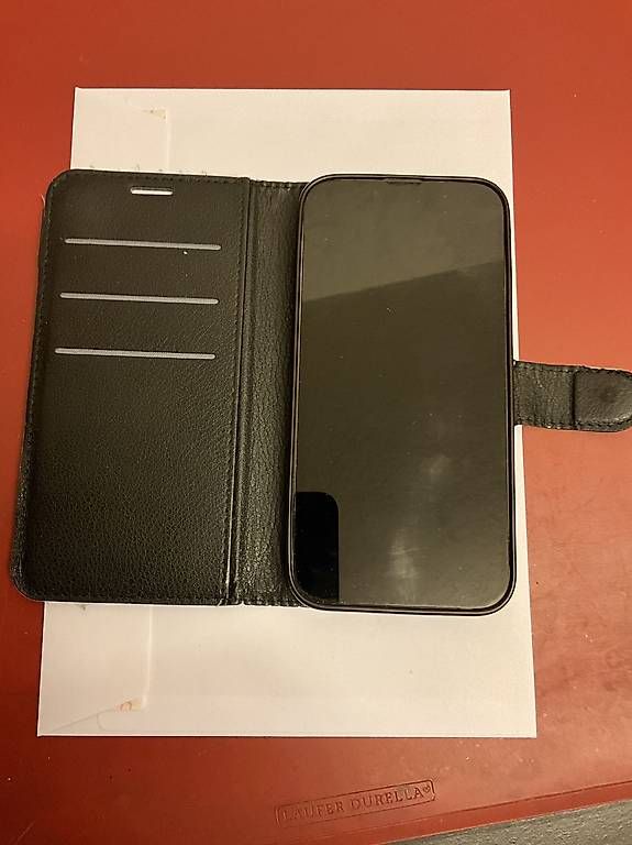 Handys / Smartphones: iPhone 13 Pro, 128 GB, inklusive Handy-Hülle  – Gebraucht aus Regensdorf von Eesposito 2