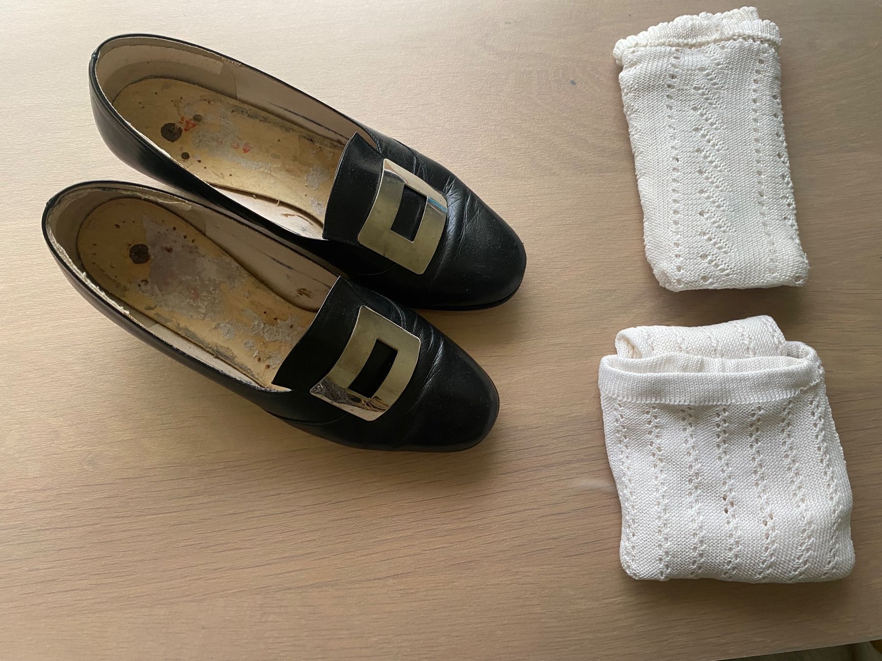 Scarpe da donna: Tracht Trachten Schuhe Gr. 38 – Usato da Kehrsatz venduto da Gip4me 1