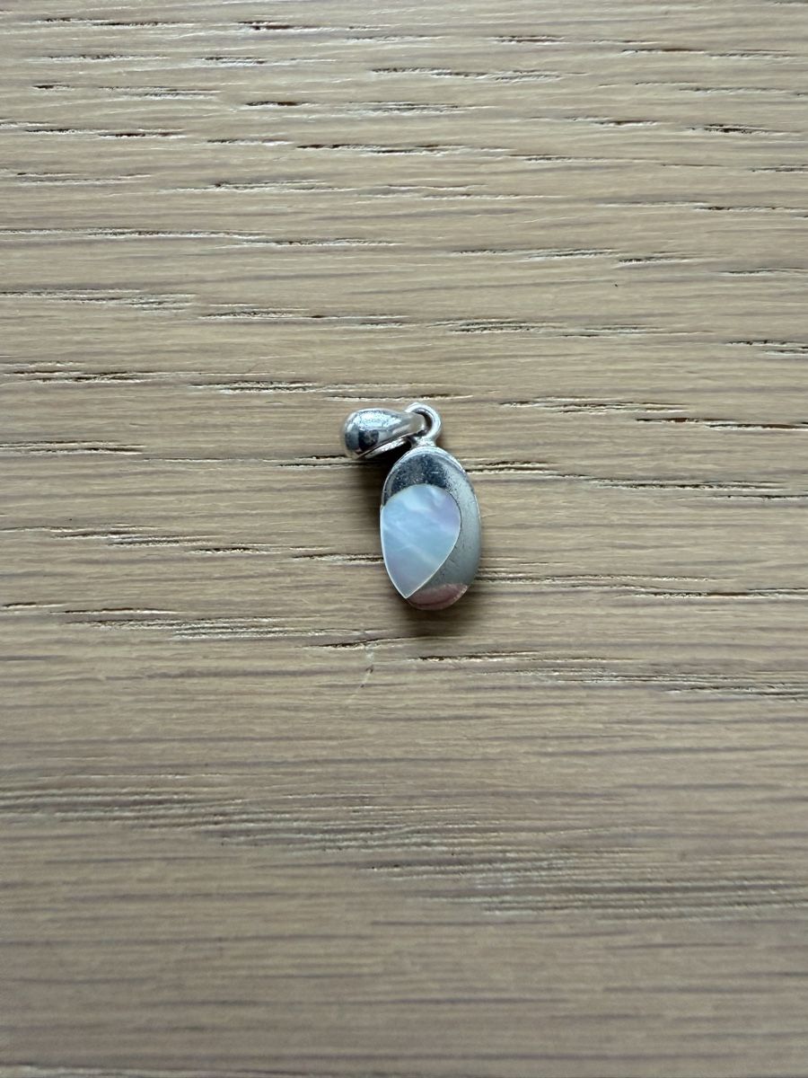 Anhänger: Anhänger 925 Silber Perlmutt oval neuwertig – Neu (gemäss Beschreibung) aus Zürich von rapido06