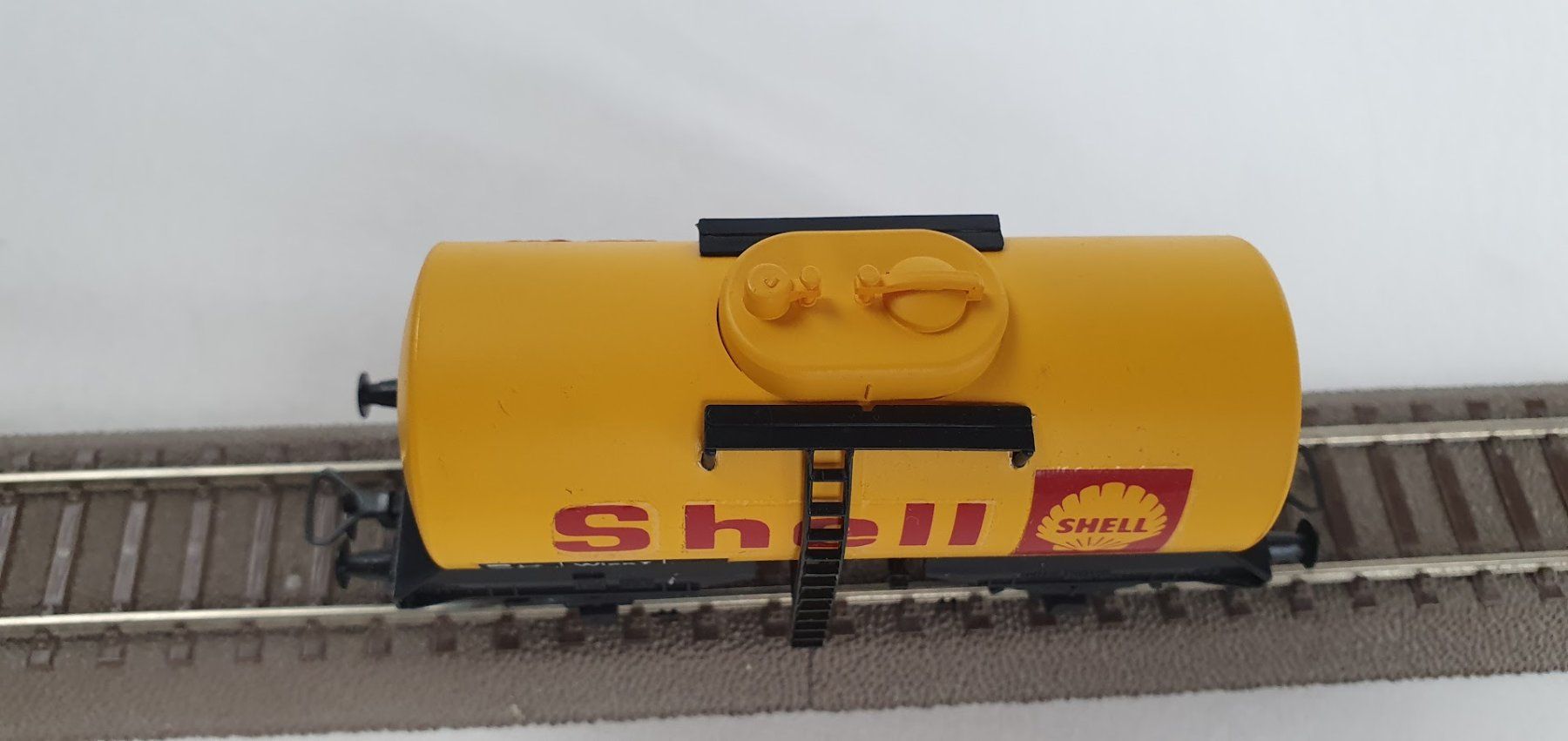 Kleinbahn Modellini di ferrovie: Kleinbahn 325 DC ÖBB Kesselwagen "Shell" , OVP – Usato da Seon venduto da voAllBah 2