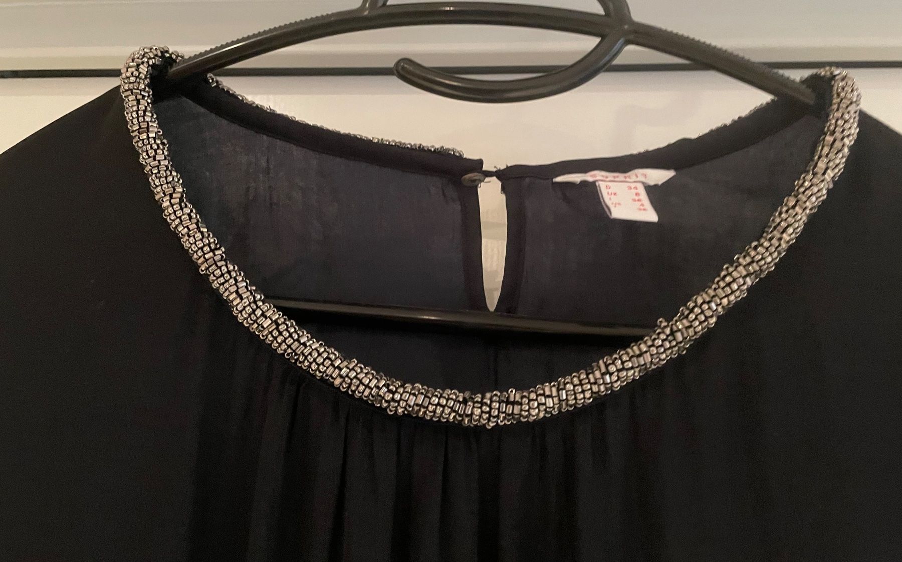 Esprit Camicette: Esprit, elegante Bluse mit auffälligem Ausschnitt, Grösse S – Usato da Niederweningen venduto da baghirac 1