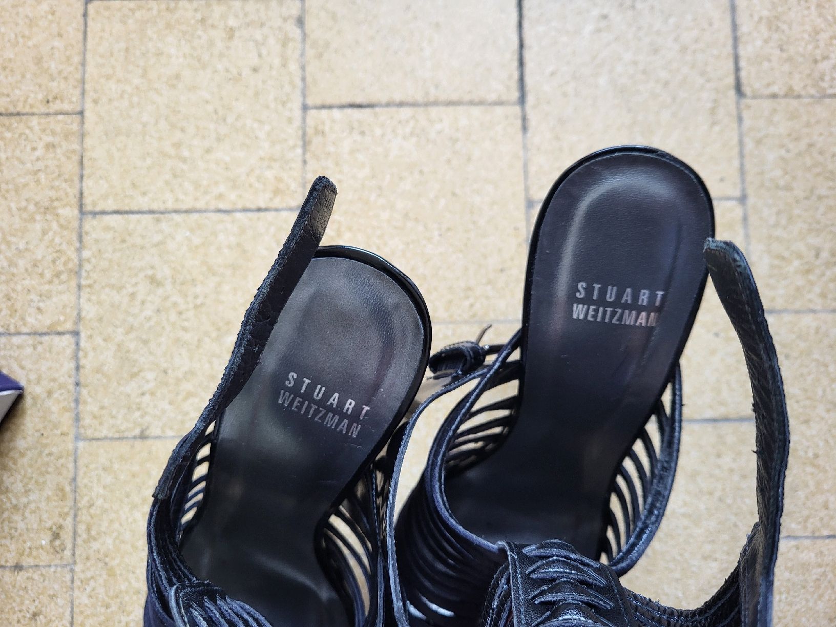 Stuart Weitzman Scarpe da donna: Originale Stuart Weitzman Sandale – Nuovo (secondo la descrizione) da Zweisimmen venduto da Adorable 7