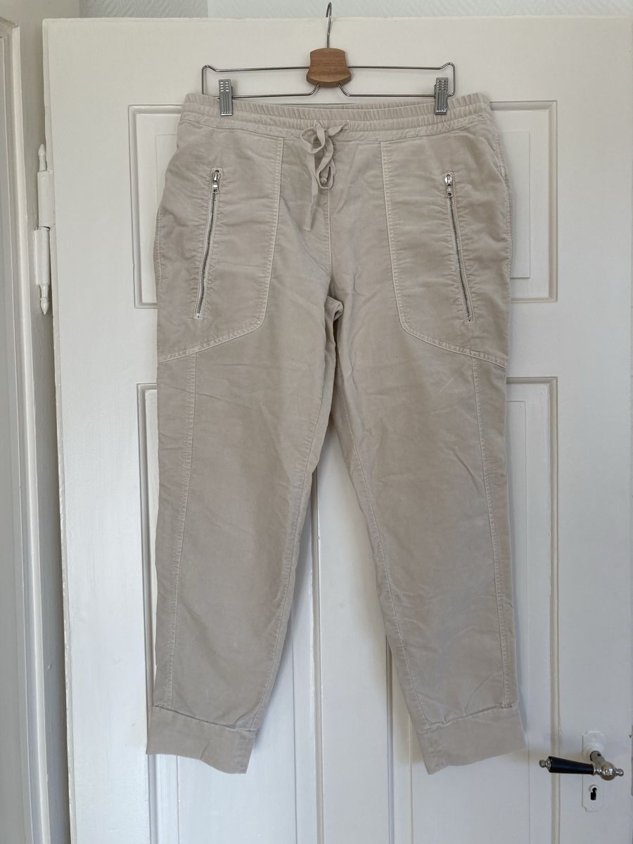 Cambio Pantaloni: Damenhose Cambio beige Samt 44 – Usato da Zürich venduto da Maki333 1