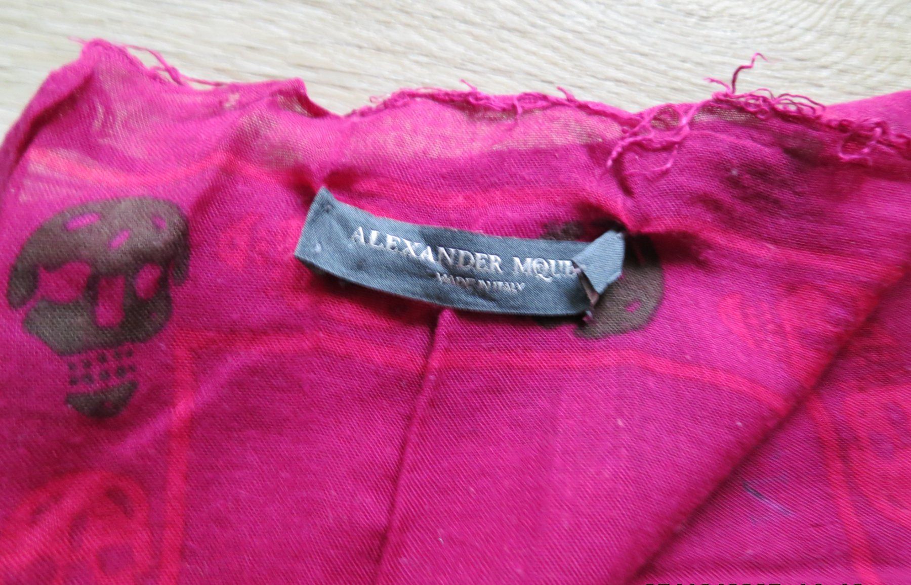Alexander Mcqueen Foulard & Sciarpe: Alexander McQueen Schal – Usato da Olten venduto da Lilafarben 4