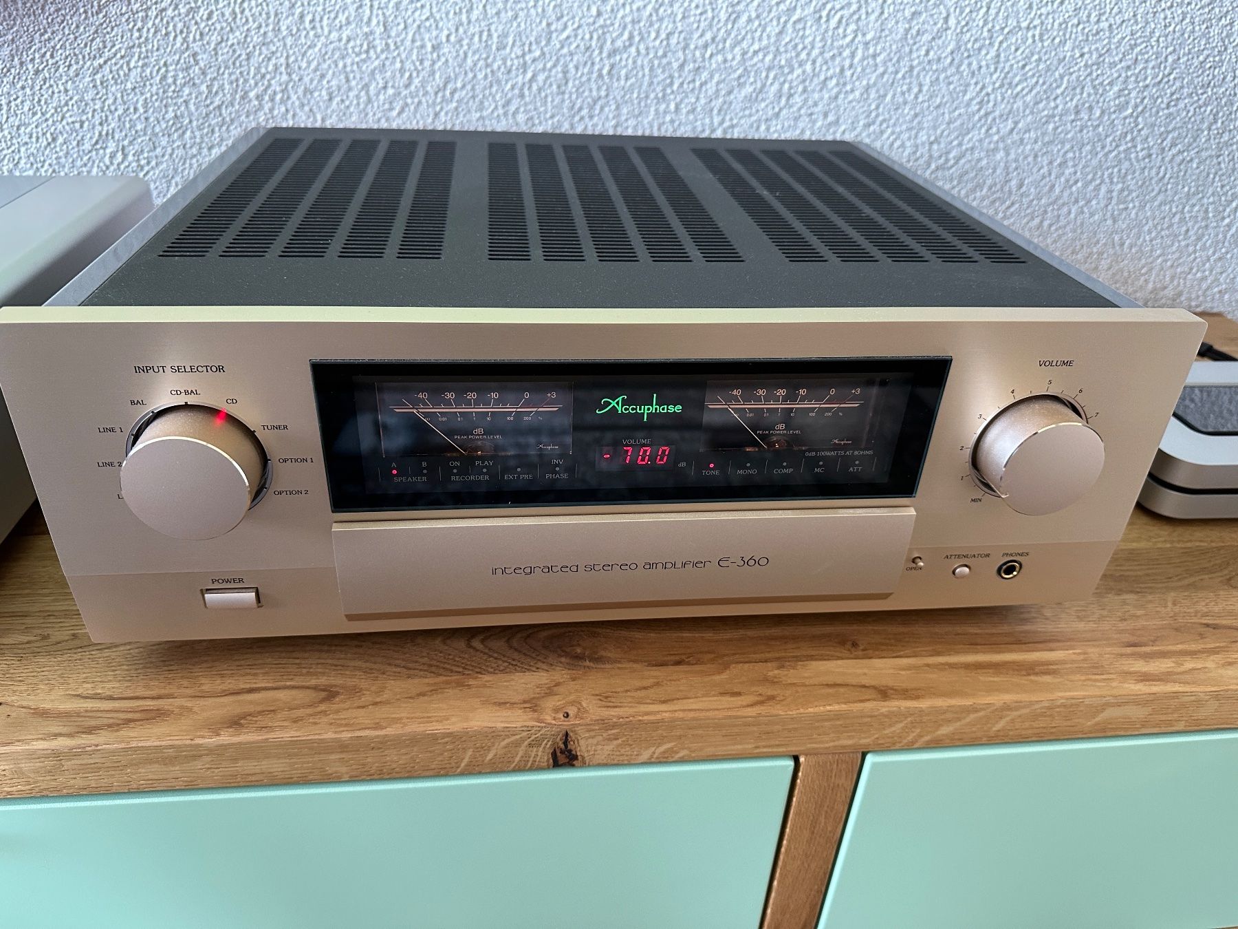 Accuphase Amplificatori: Accuphase E-360 High end Vollverstärker – Usato da Kerns venduto da BenyD