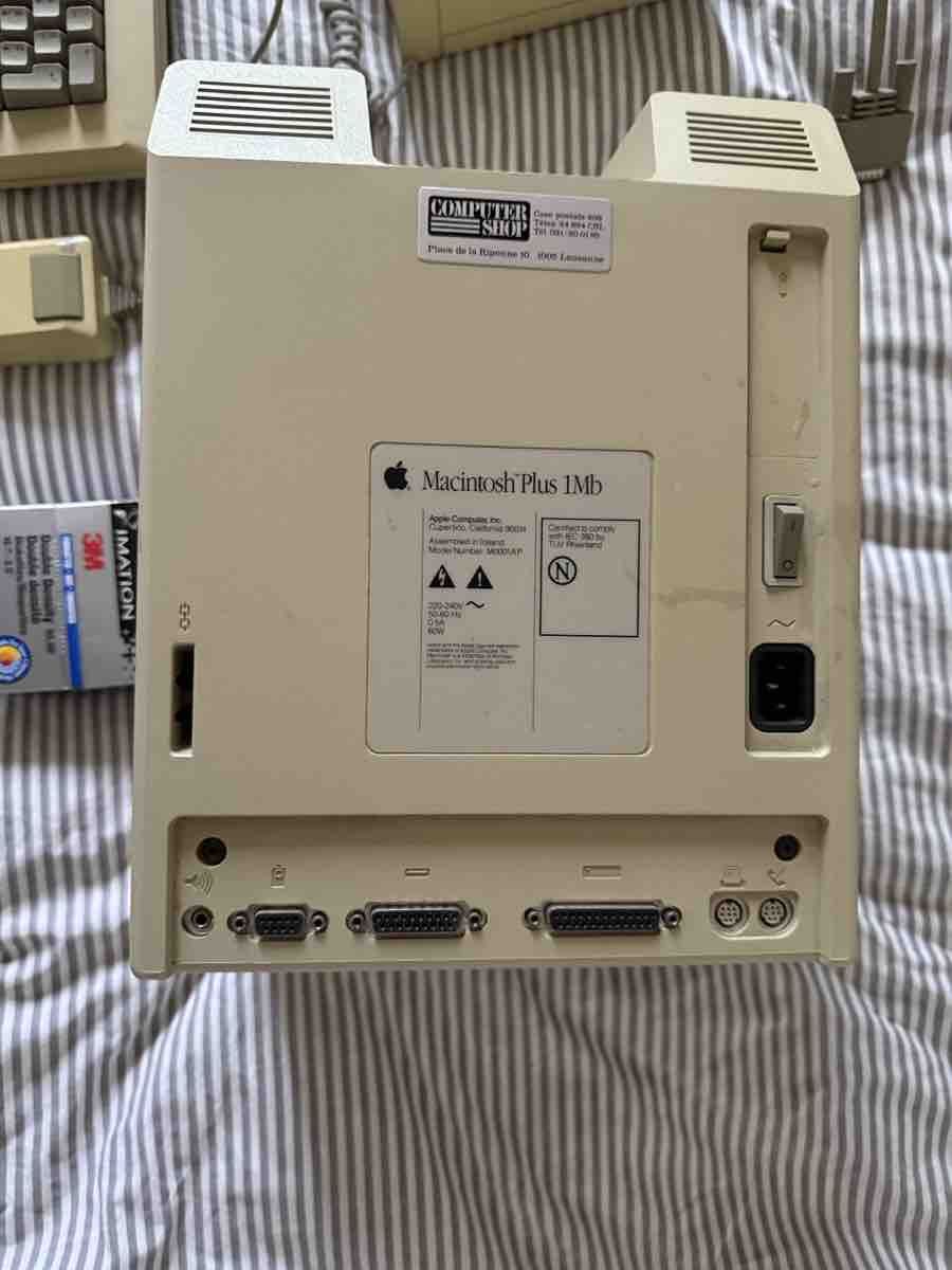 Apple PC: Apple Macintosh Plus 1Mb avec accessoires – Difettoso da Onnens VD venduto da FabioVince 9