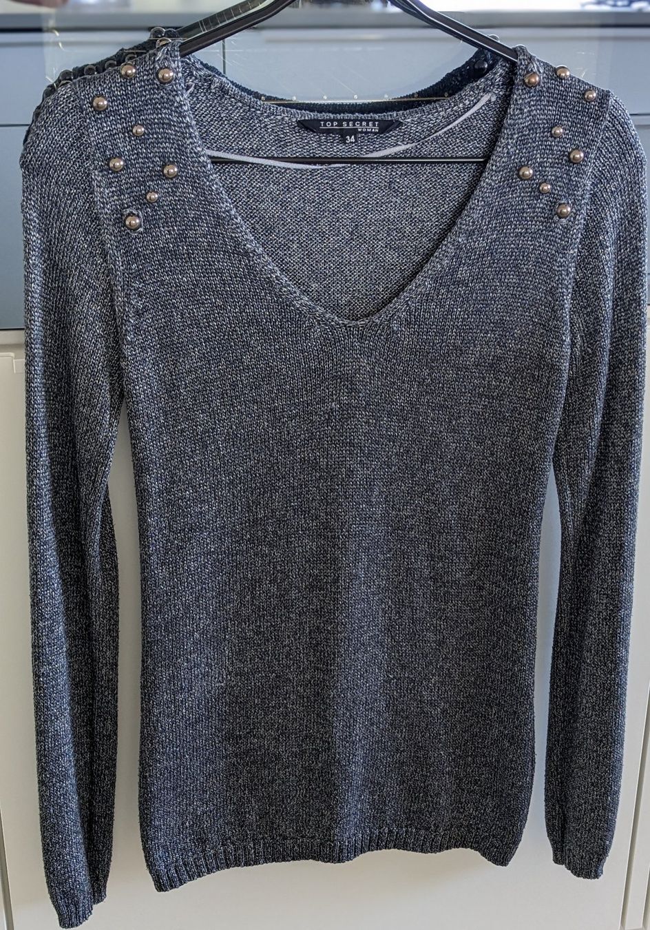 Pullover & Sweatshirts: Pullover. Gr 34-36 – Gebraucht aus Winterthur von losa_p966 1