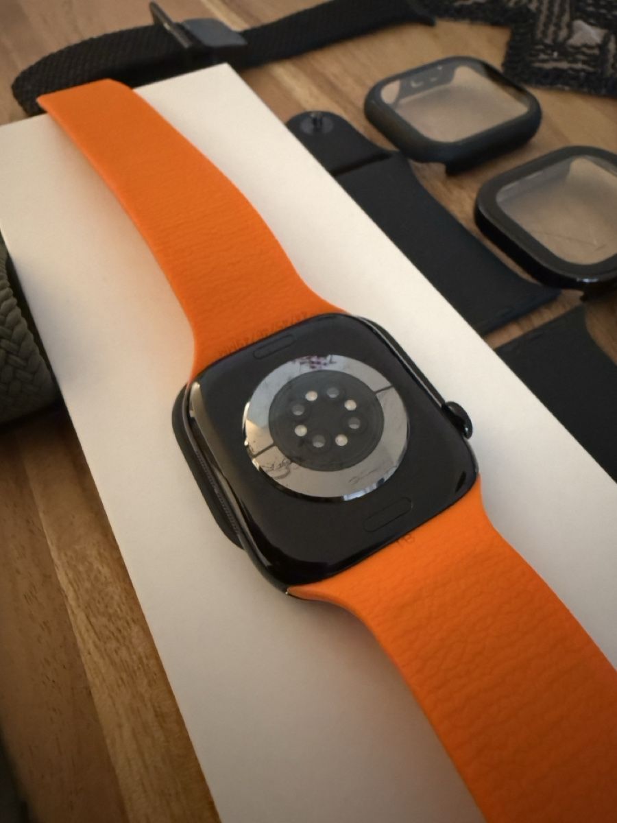 Apple Smartwatch: Apple watch 11 46mm gps  – Nuovo (secondo la descrizione) da Langenthal venduto da gfi_9dcz 2