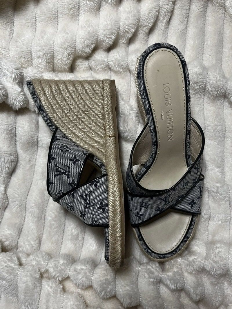Louis Vuitton Scarpe da donna: Louis Vuitton Pumps, Gr. 38 – Nuovo (secondo la descrizione) da Zürich venduto da marinavs 1