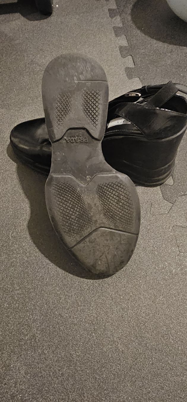 Prada Chaussures femmes: Prada Wedge – D'occasion à La Tour-de-Peilz par mcp_w7rw 2
