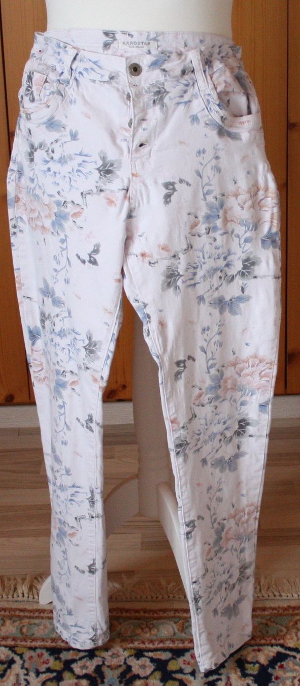 Hosen: Hose KAROSTAR weiss - bunt Gr. 44 – Gebraucht aus Flüelen von Diversicum-Curvy