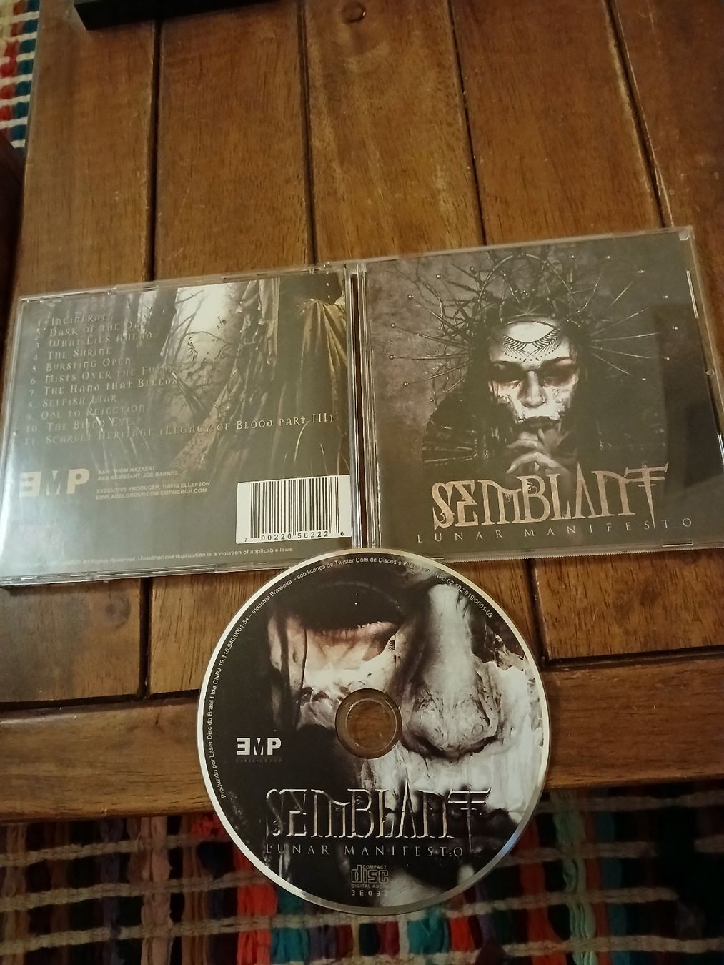 CD: semblant- lunar... – Usato da St-Cergue venduto da VeganWarrior