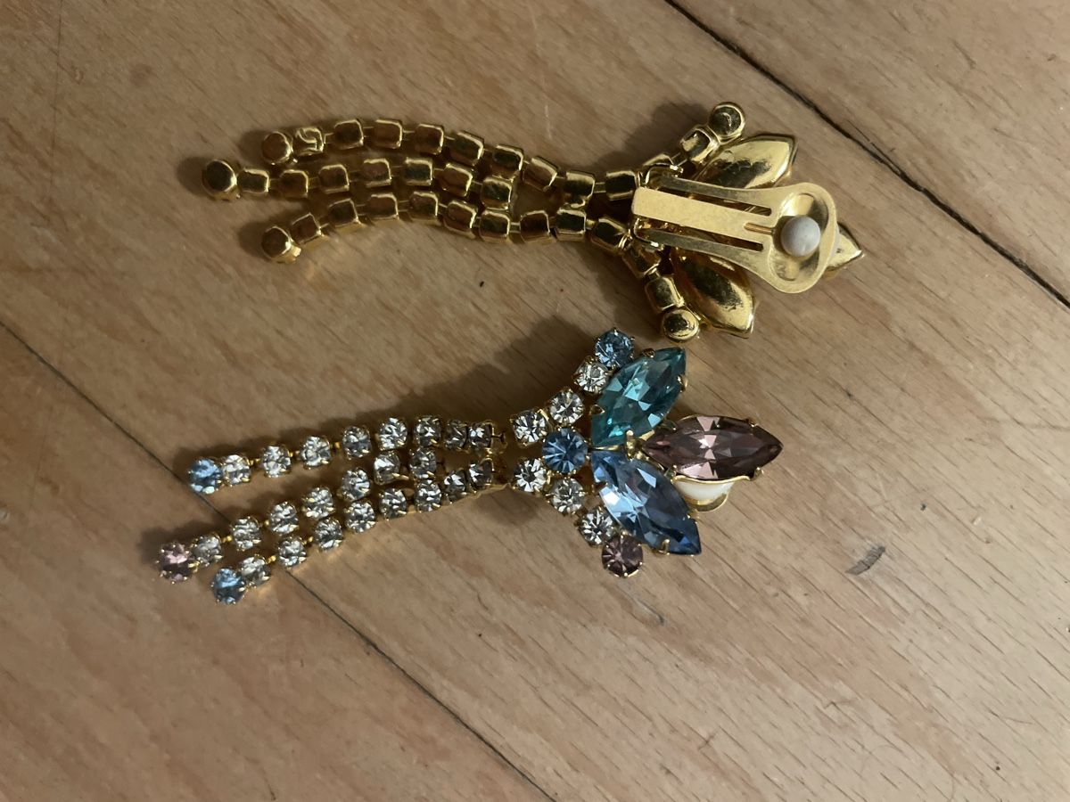 Ohrringe & -stecker: Vintage Ohrenringe clipper – Neu (gemäss Beschreibung) aus Kriens von jul_bb9c 1