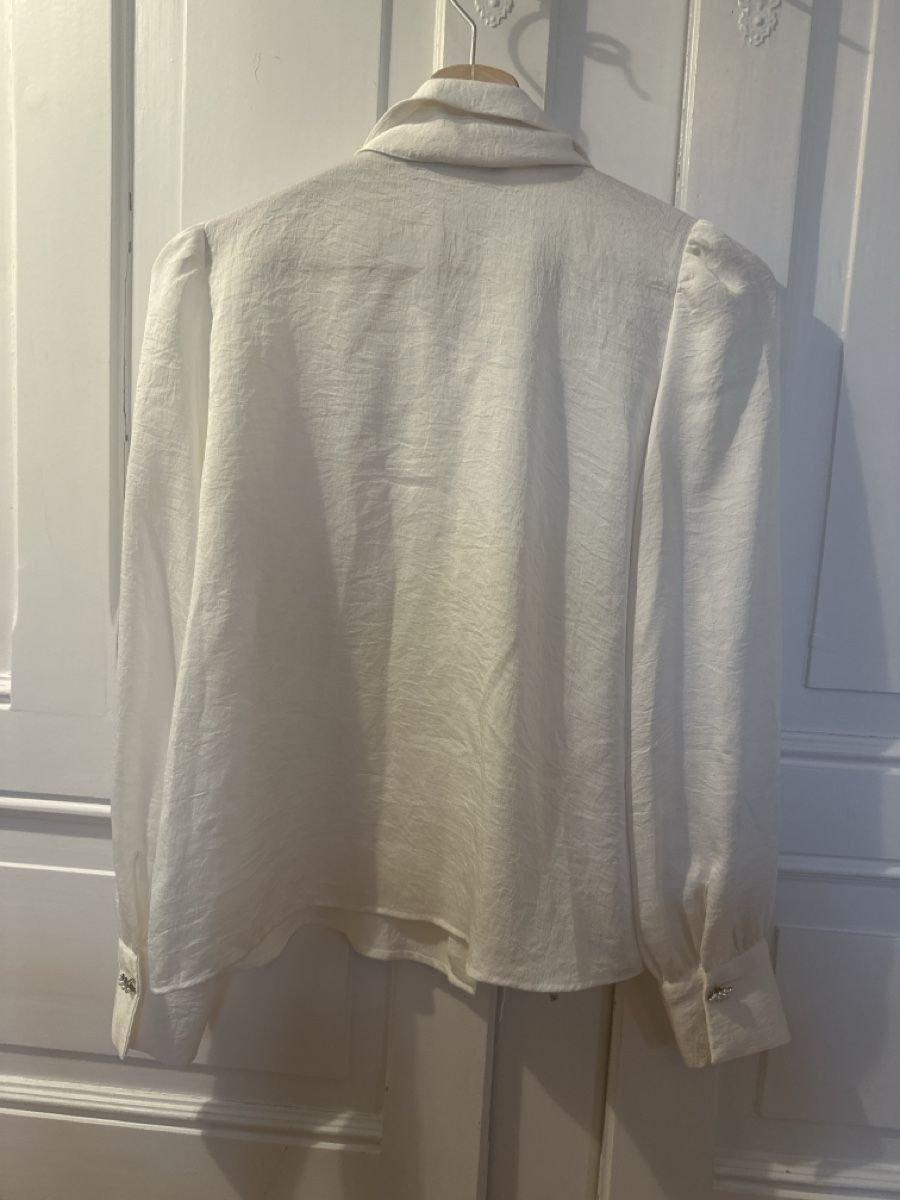 Zara Blusen: Blouse in White with silk Size S – Gebraucht aus Luzern von tiz_s8x8 2