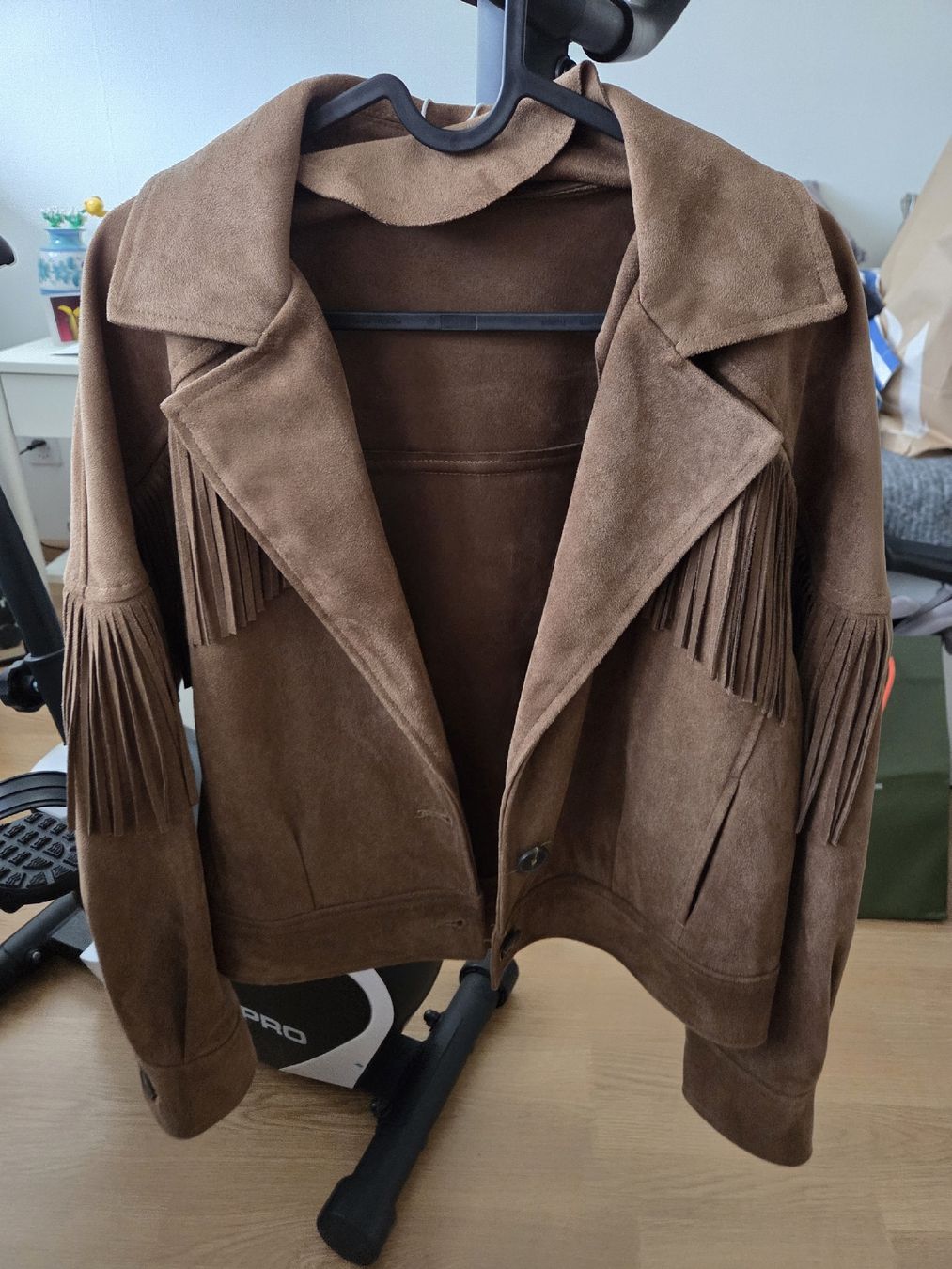 Zara Jacken: Suede jacket from zara – Neu und originalverpackt aus Basel von pal_nvm9 1