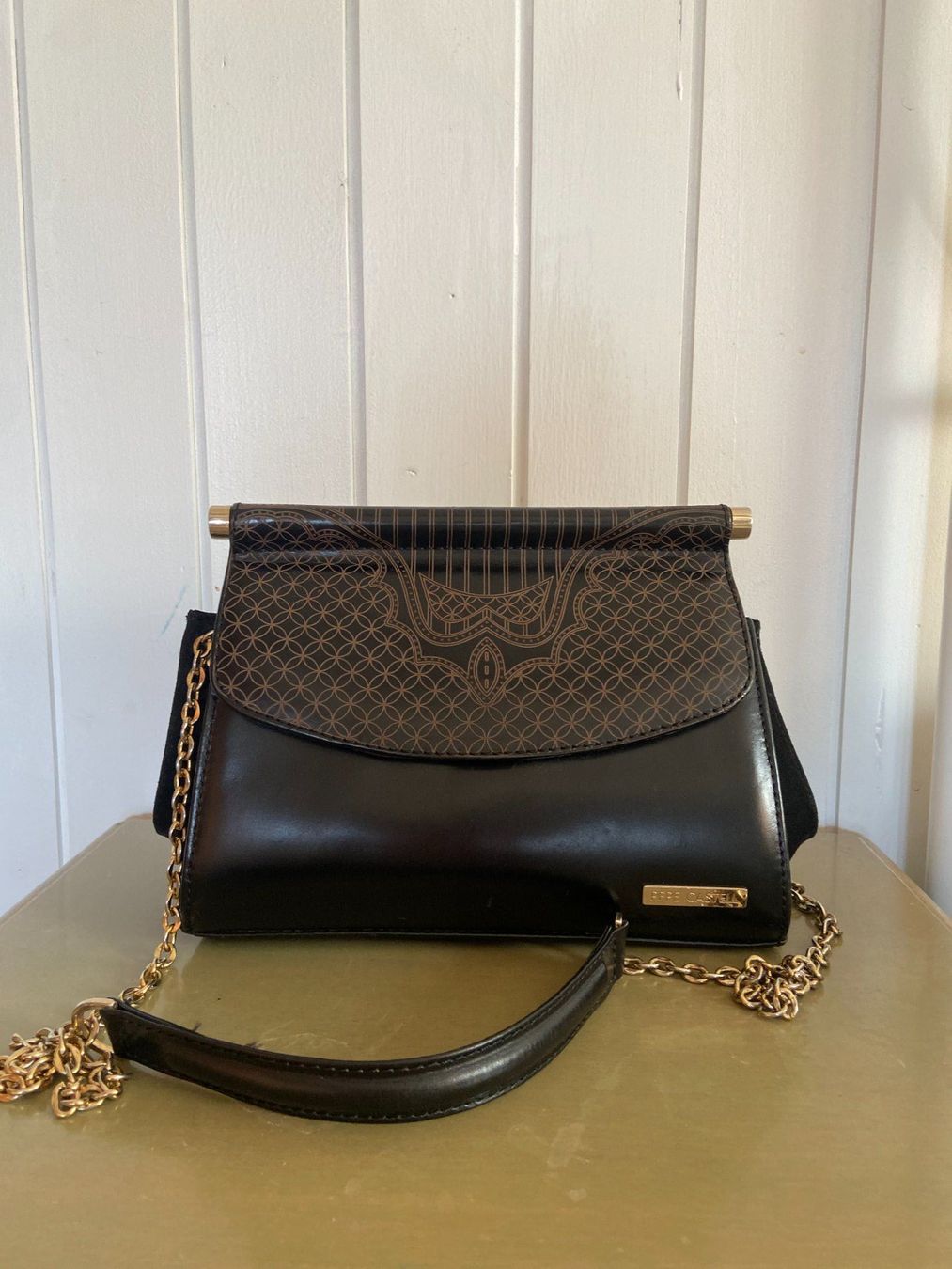 Taschen für Damen: Schwarze Leder Handtasche / Umhängetasche – Gebraucht aus Jonen von Lux.K.