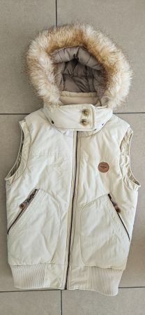 schönes Bench Gilet Gr. S mit Kunstfell