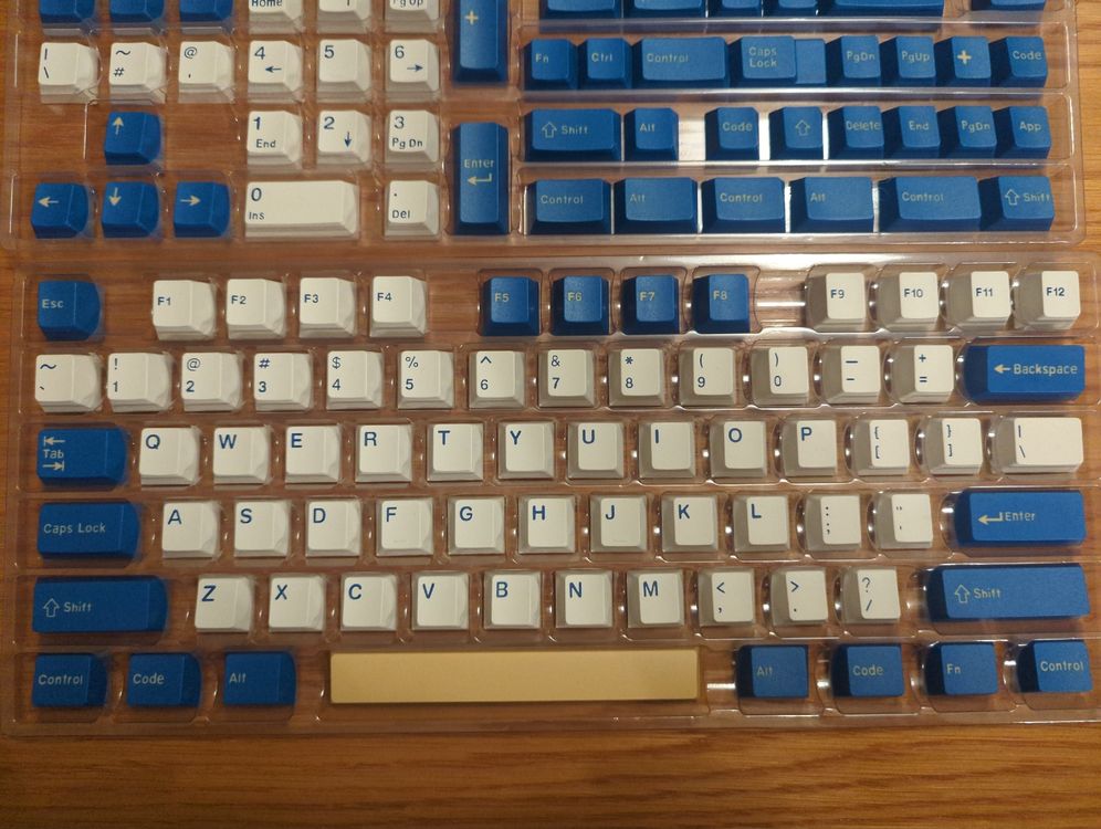 Keycaps Merlin Us Layout (Neu (gemäss Beschreibung)) in Zürich für CHF ...