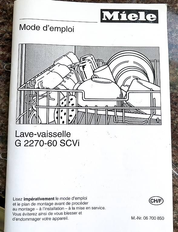 Machines à laver la vaisselle: Lave Vaisselle Miele encastrable – D'occasion à Gland par pao_vh97 3