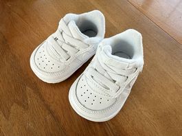 Nike Baby Sneakers Gr. 16