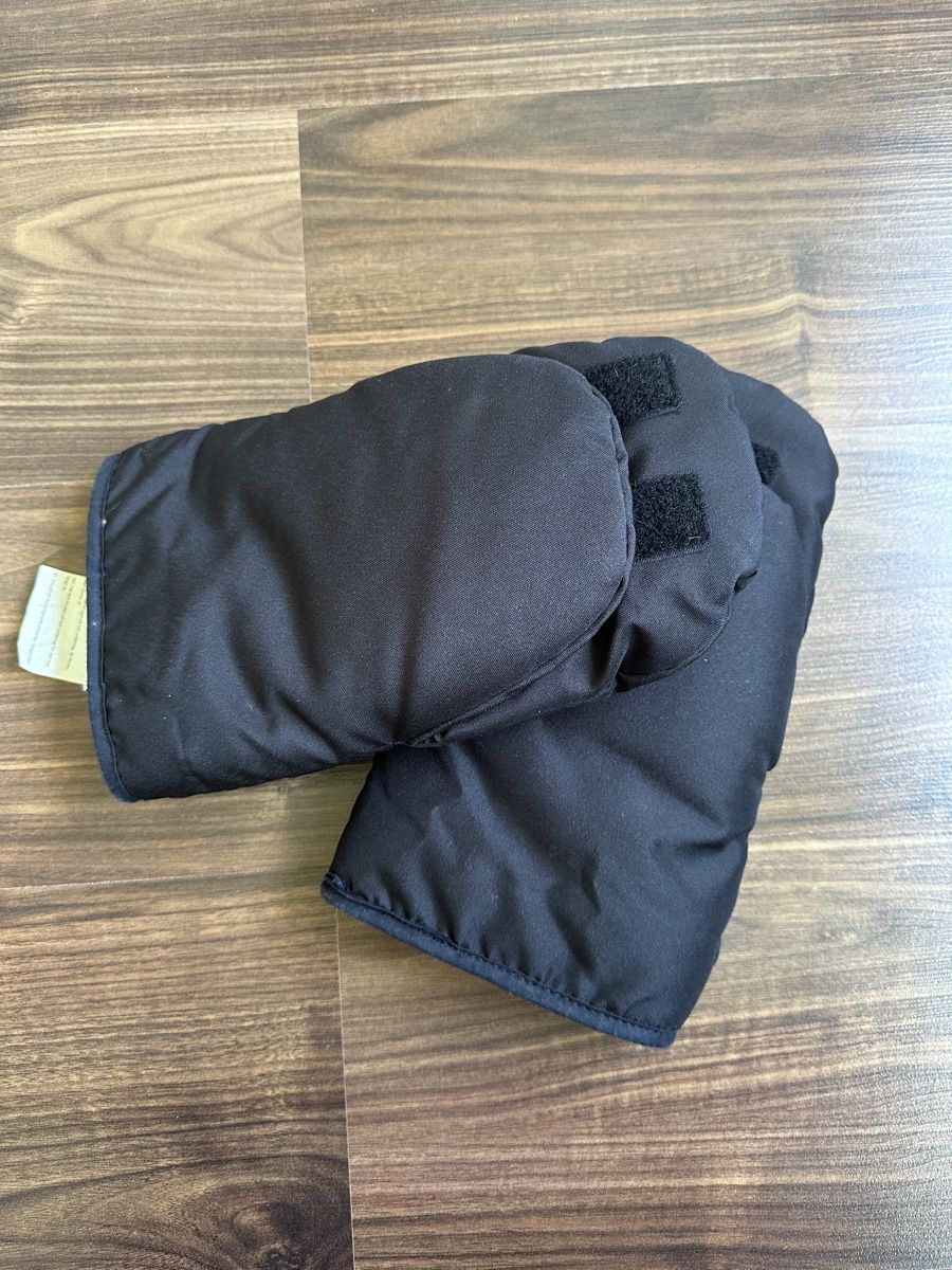 Kaiser Altro in  Abbigliamento & Accessori: Kaiser Lammfell Handwärmer Kinderwagen – Usato da Winterthur venduto da pompowerpuff 1