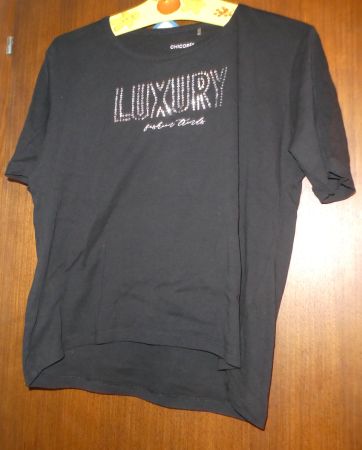T-shirt LUXURY noir, comme neuf, taille XL, été ☀️