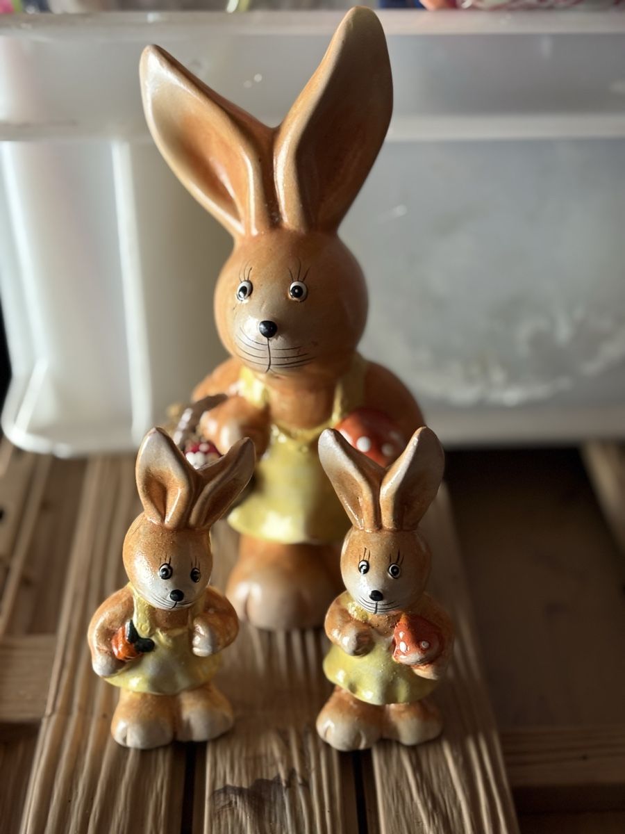 Figurines: 3 Hasenfiguren – D'occasion à Ettiswil par joe_69vb