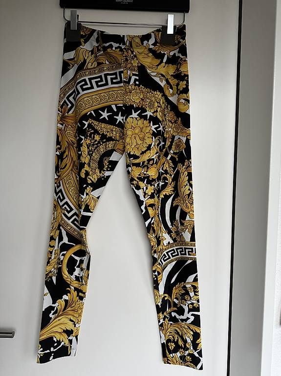 Calze & Collant: Versace Leggins Baroque – Usato da Cham venduto da dadadel 1