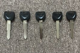 5 clés Honda originales – état neuf