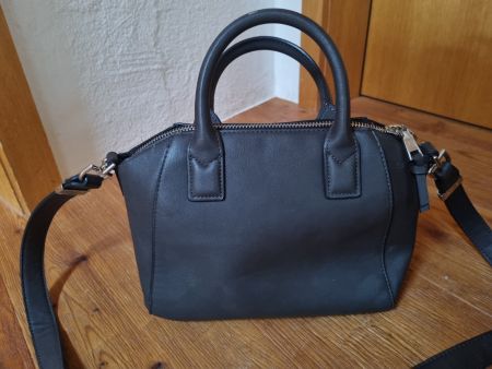 Handtasche dunkelbraun mit Schultergurt