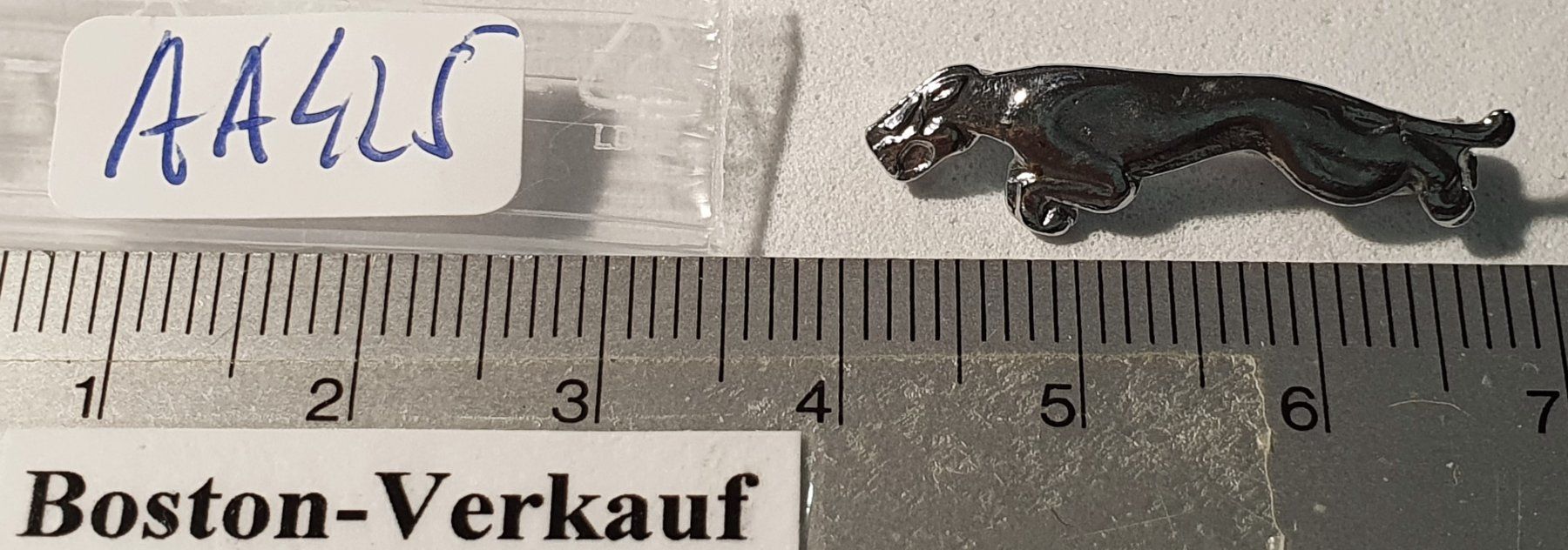 Spille & Fermagli: AA425 - Brosche Auto Marke Jaguar Logo – Usato da Reinach BL venduto da Boston-Verkauf 2