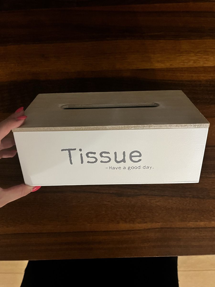 Caisses de transport: Taschentuchbox Holzoptik Weiss neu – D'occasion à Wald ZH par vivian__ 1