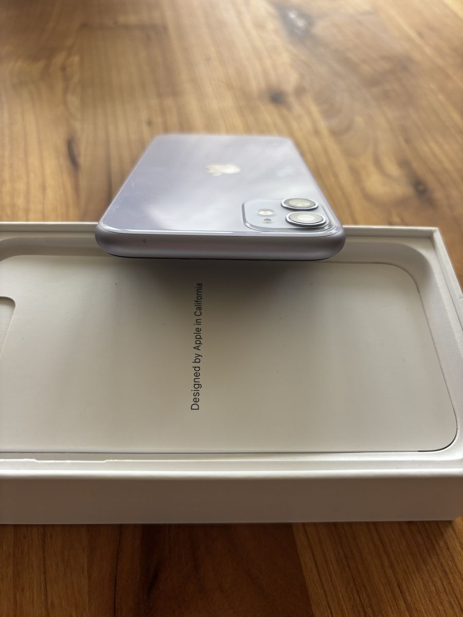 Apple Handys / Smartphones: IPhone 11 mit Zubehör – Gebraucht aus Würenlos von Jules99 4