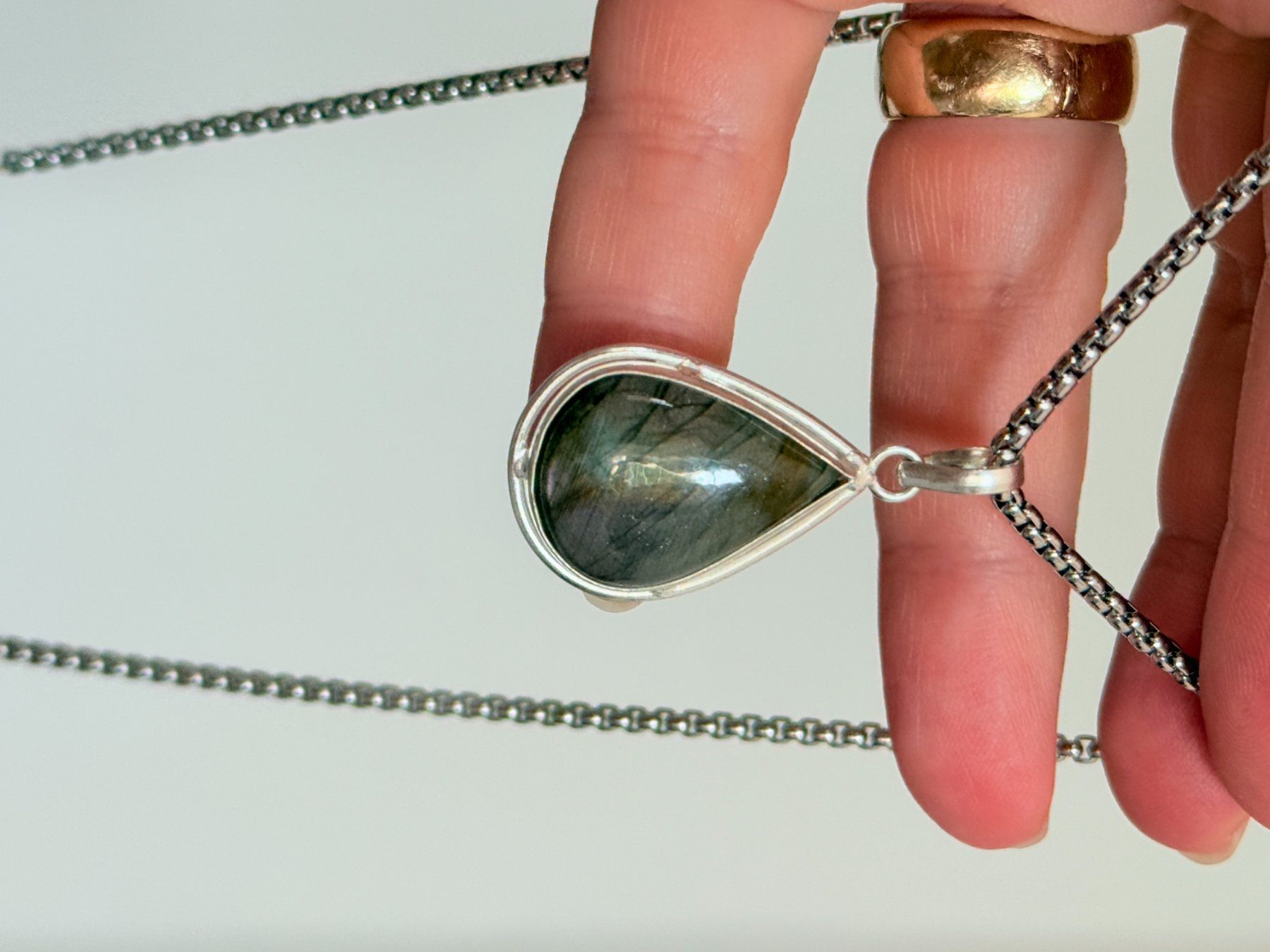 Catenine: Labradorite Gemstone Handmade Jewelry necklace – Nuovo e nell'imballaggio originale da Genève venduto da AGBERG 9