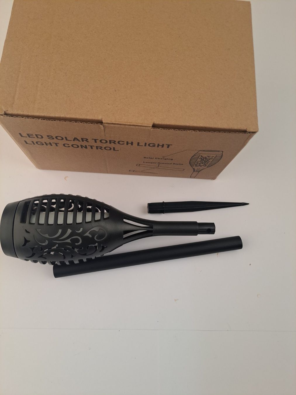 Lampen: 4 LED SOLAR TORCH LIGHT – Gebraucht aus St. Gallen von Home-Outdoors